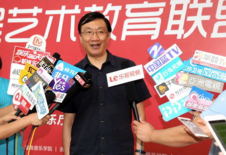 以科技之力，筑艺术传承之魂<br />：馗咝Ｔ冻桃帐踅逃似舳鞘皆猜淠