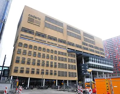 利来最给力的老牌CIS音箱为艺术创作助力